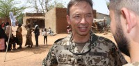 /album/fdp-militarpfarrer-pascal-kober-investitur-am-19-januar-2015-in-der-kath-mauritiuskirche-stetten-a-k-m-mit-ev-militarbischof-rink-und-verteidigungsministerin-von-der-leyen/a2017-kriegspfarrer-kober-mali-jpg1/